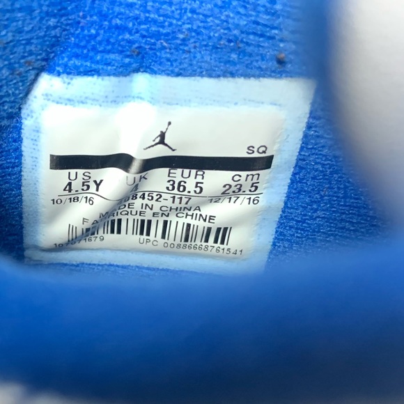 *SOLD* Jordan 4 Retro Motorsport Varsity Blue - Picture 6 of 6